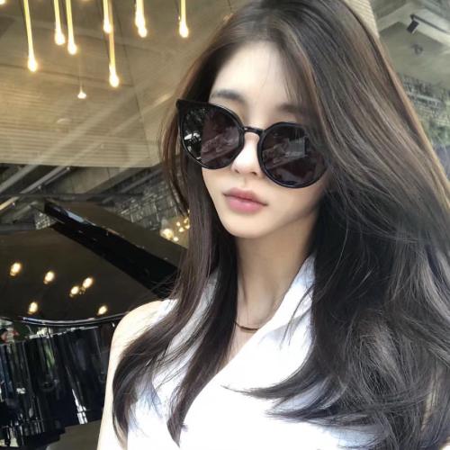 萌妹必备好看的网络美女图片微信头像高清真人