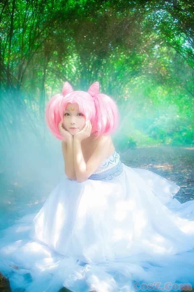 丐帮帮主打的一手打狗棍萝莉外景