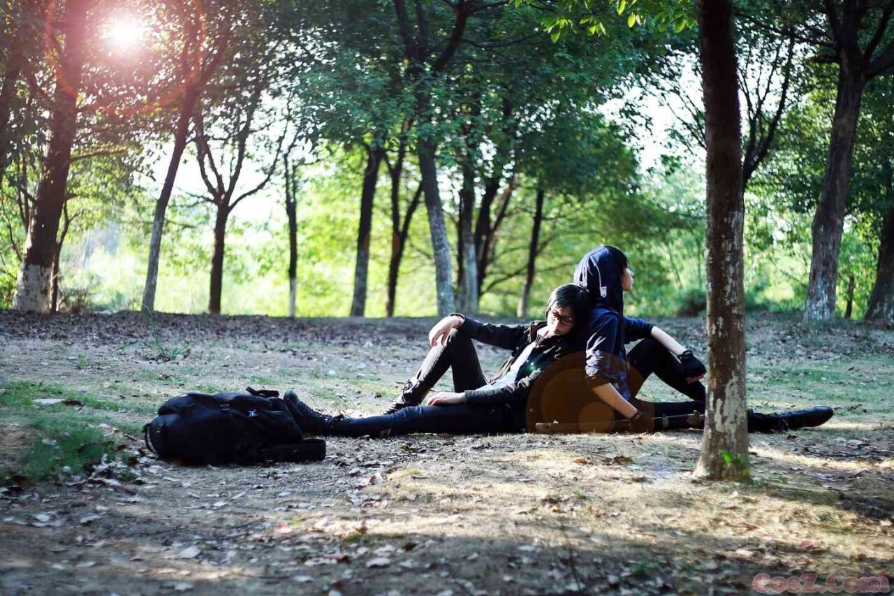 忆红莲拍的时候是冬天冻死了!